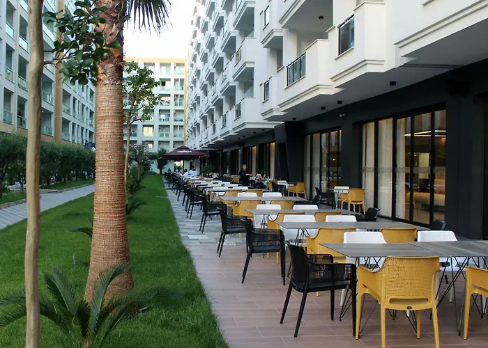 Riviera Palace