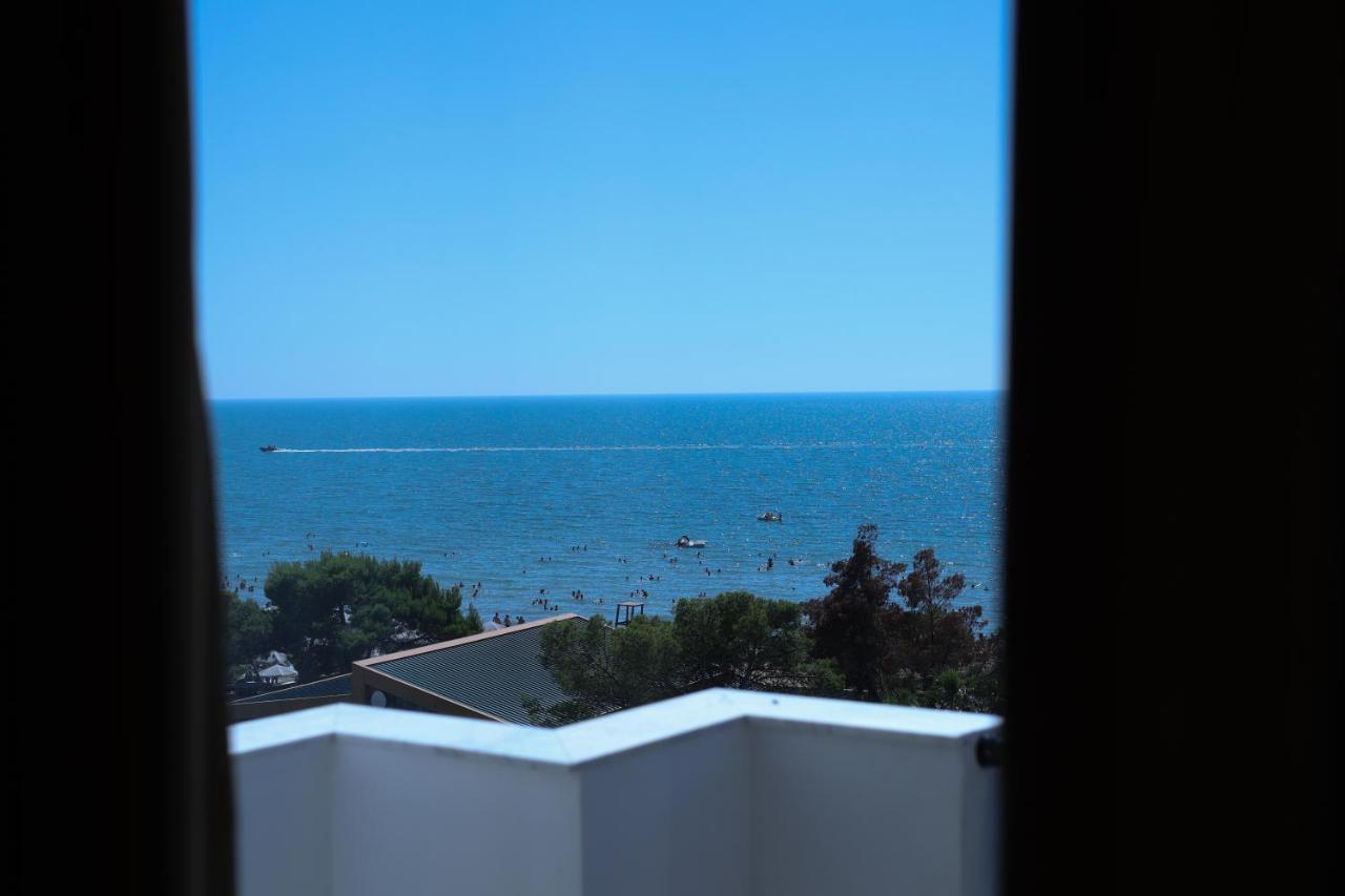Riviera Palace 4* Shëngjin