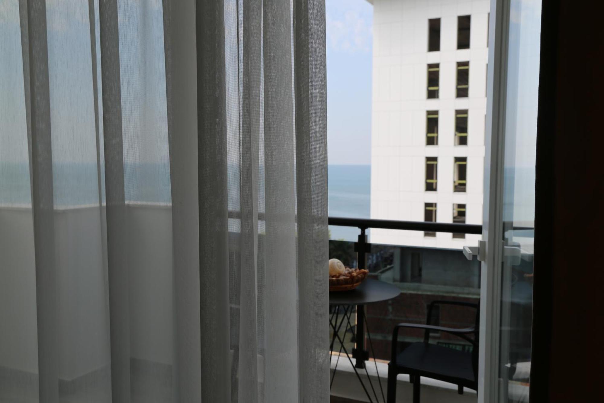 Riviera Palace Hotel 4*