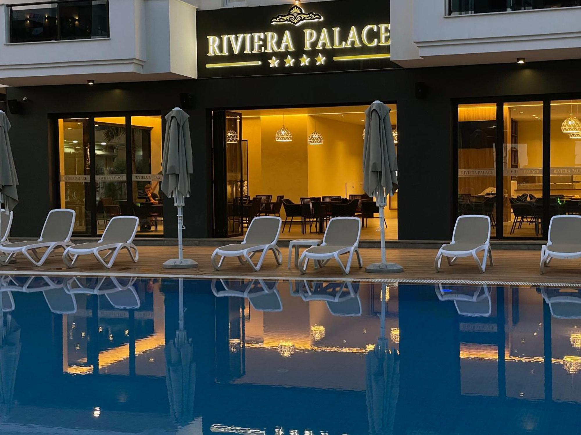 Hotell Riviera Palace